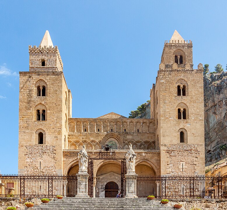 Fig 1. The facade of the cathedral in the beautiful town of Cefalù in Sicily”, by User: Matthias Süßen - Own work, CC BY-SA 4.0, https://commons.wikimedia.org/w/index.php?curid=62829098